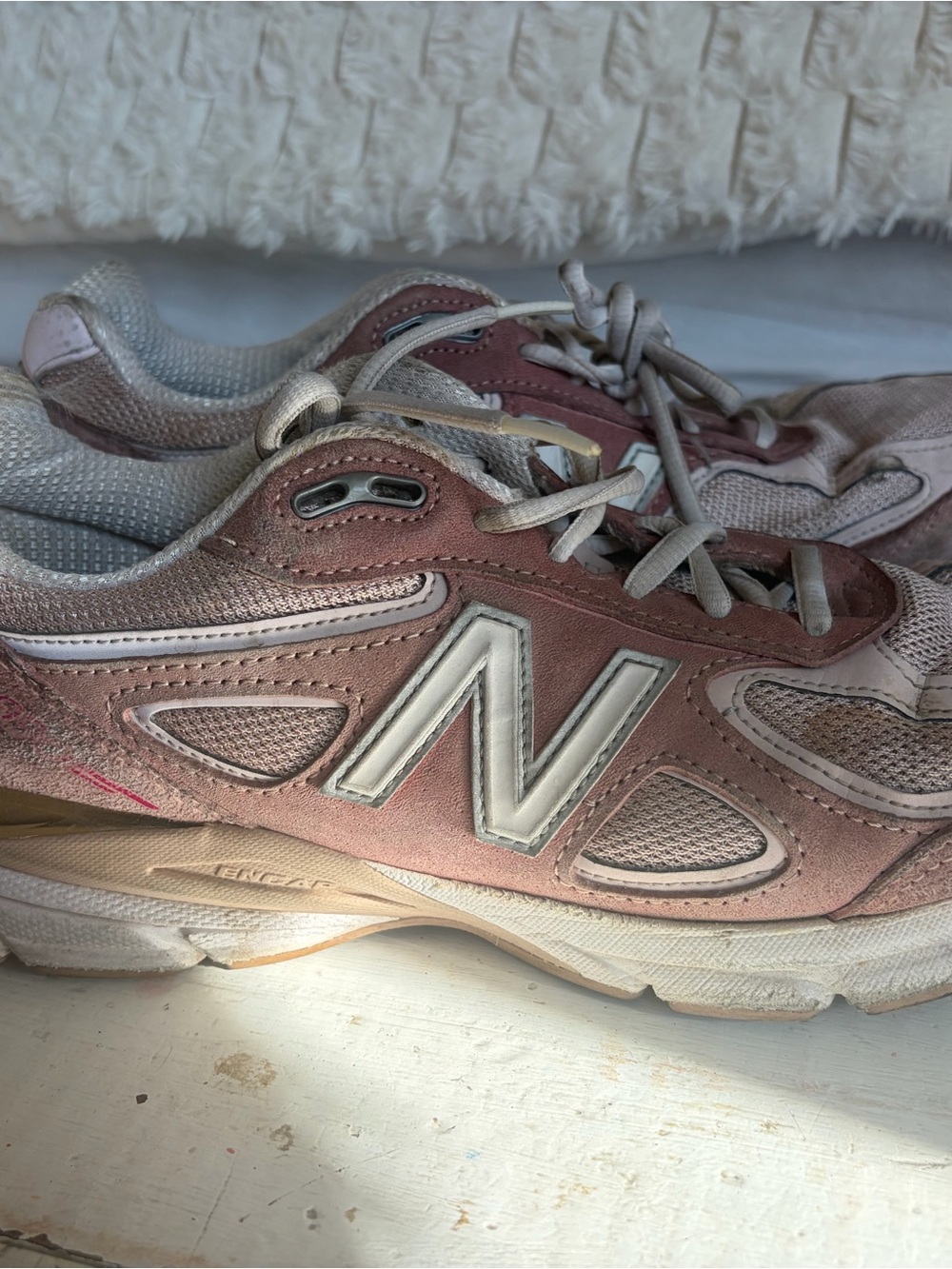 New Balance Women's Dusty Pink Athletic Sneakers